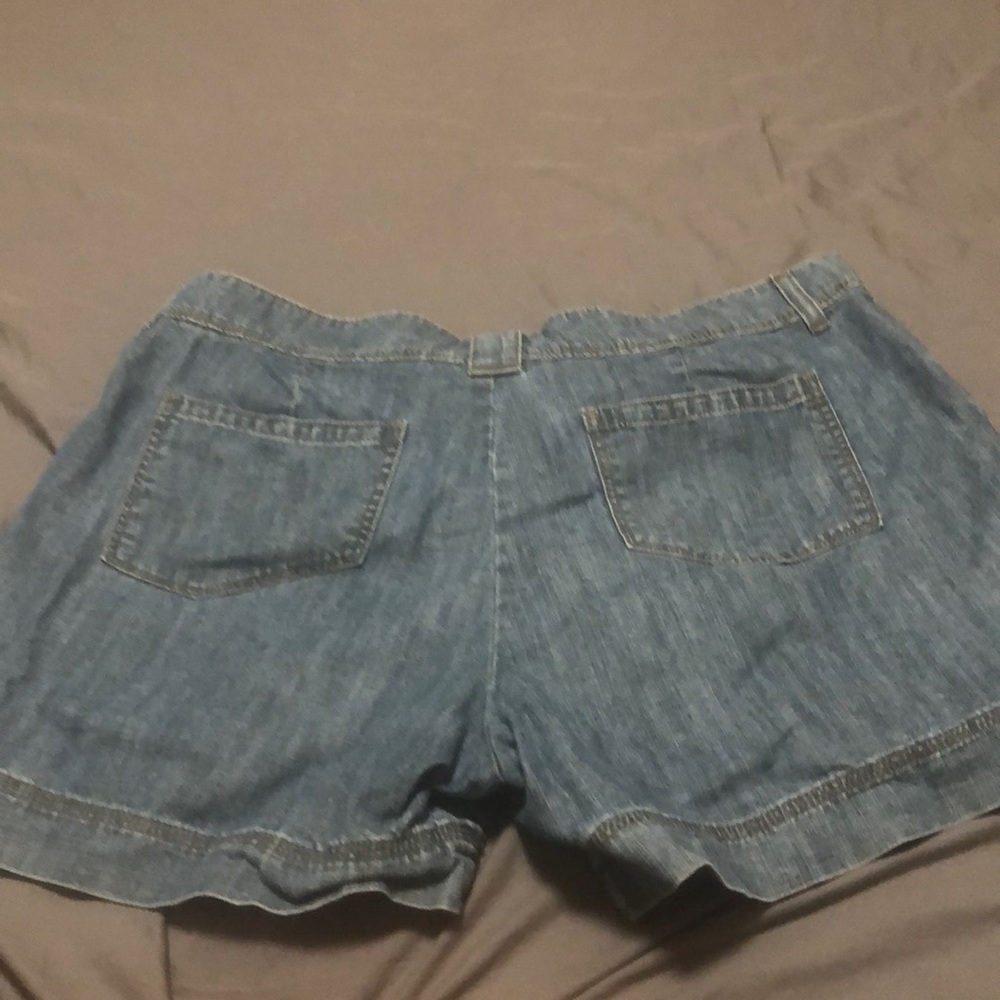 Jean shorts - Picture 2 of 2